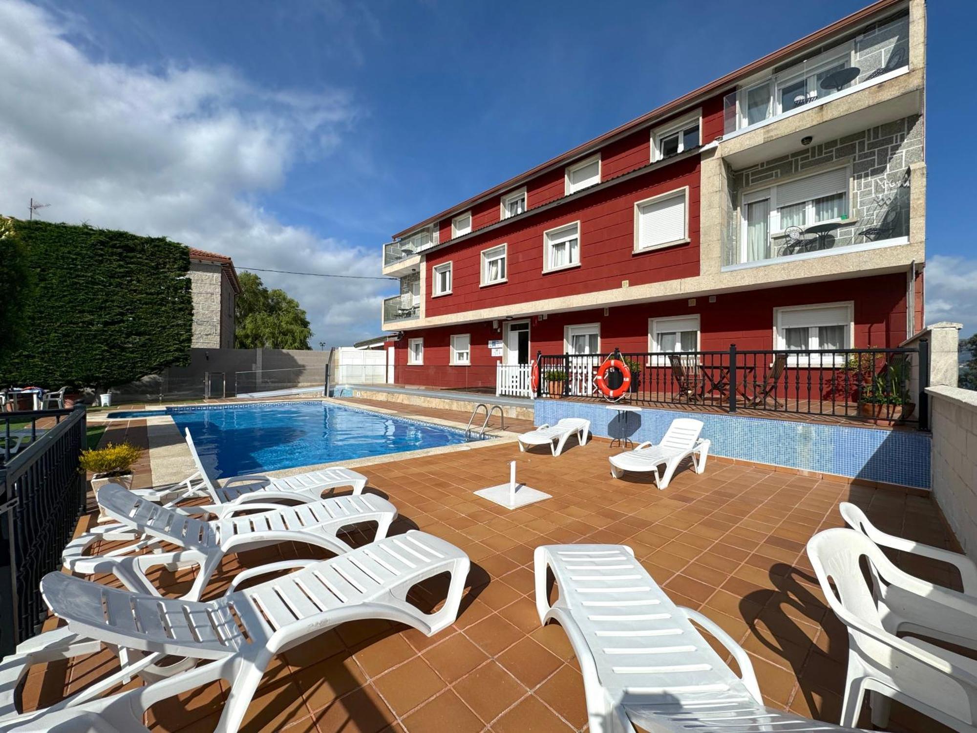 Apartamentos Sinas Playa Raxó Exterior photo