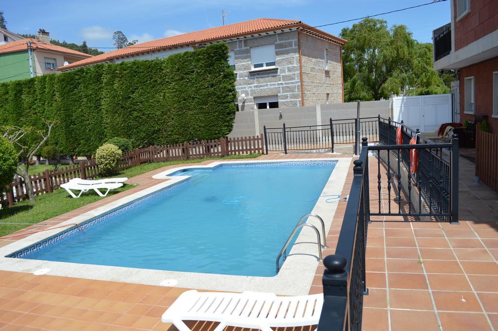 Apartamentos Sinas Playa Raxó Exterior photo